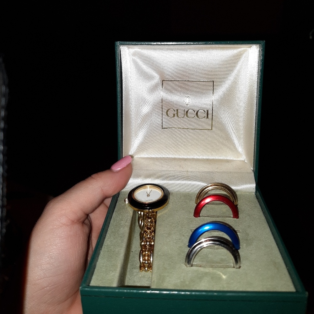 Vintage Gucci gold watch